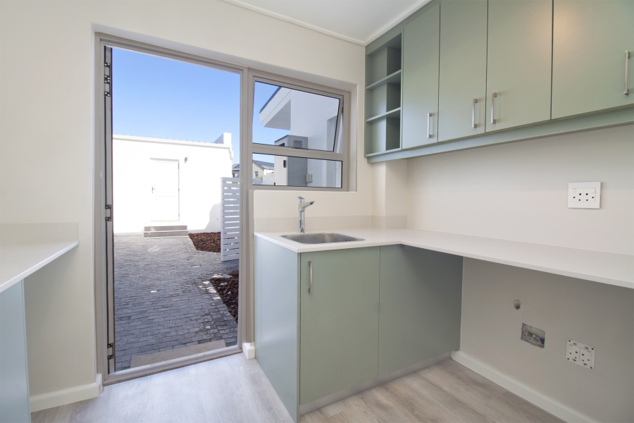 4 Bedroom Property for Sale in Imhoffs Gift Western Cape